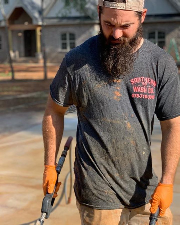 UpEngine client crew: pressure washing